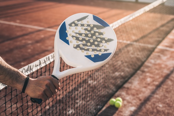 Uno sport di racchetta per tutti.
